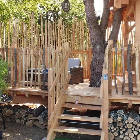 Bed and breakfast Le Clos Des Romarins