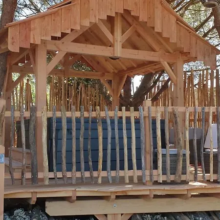 Bed and breakfast Le Clos Des Romarins