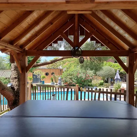 Le Clos Des Romarins