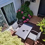 Bed & Breakfast Le Clos Des Romarins 3*