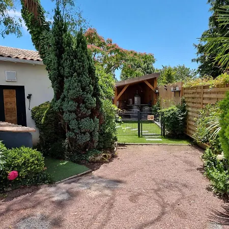 Bed & Breakfast Le Clos Des Romarins