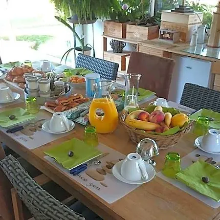 Couette-café Le Clos Des Romarins