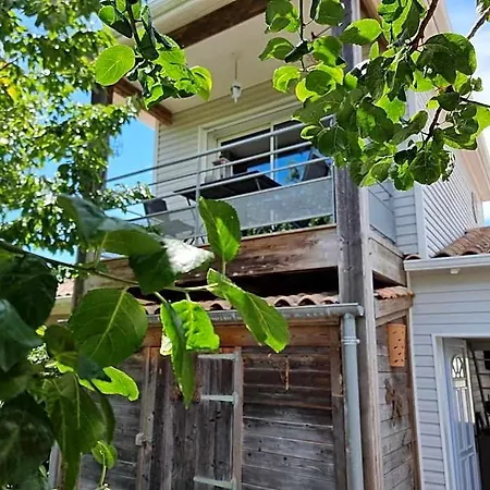 Nocleg ze śniadaniem Le Clos Des Romarins 3*