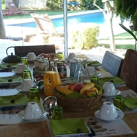 Le Clos Des Romarins