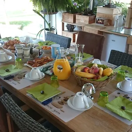 Nocleg ze śniadaniem Le Clos Des Romarins