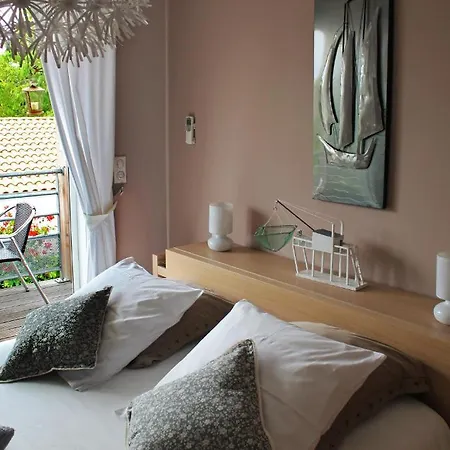 Le Clos Des Romarins B&B 생팔레쉬르메르